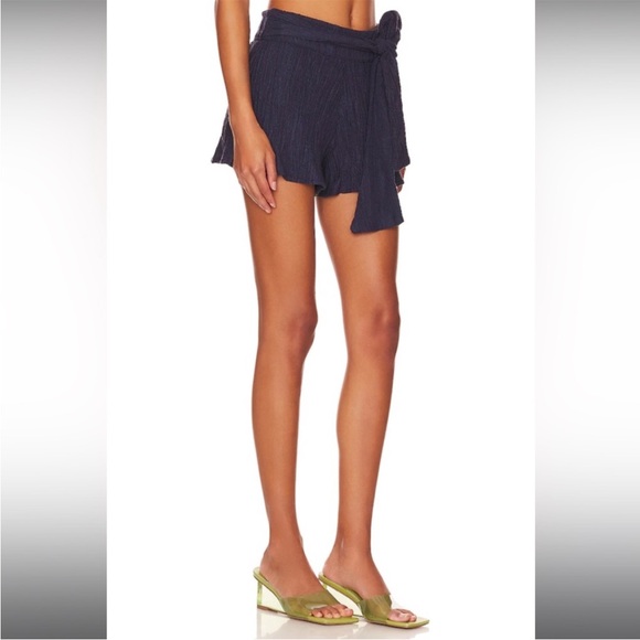 Savannah Morrow Forest Short in Navy, Size S - Picture 2 of 6